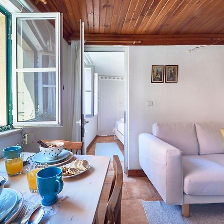 ליסבון Light Filled Apartment Near Chiado, By Timecooler מראה חיצוני תמונה