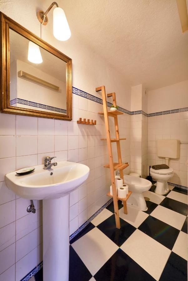ליסבון Light Filled Apartment Near Chiado, By Timecooler מראה חיצוני תמונה