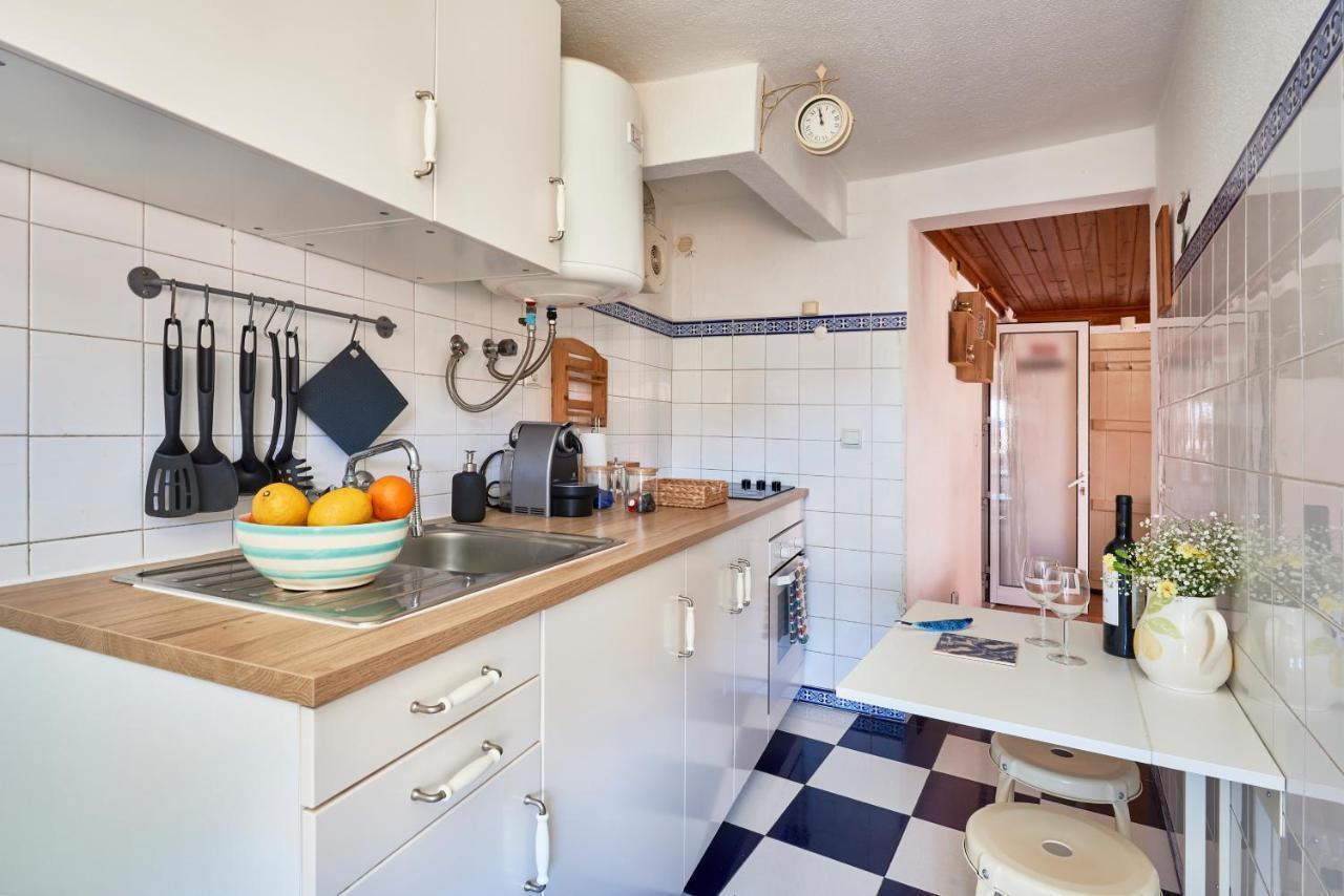 ליסבון Light Filled Apartment Near Chiado, By Timecooler מראה חיצוני תמונה